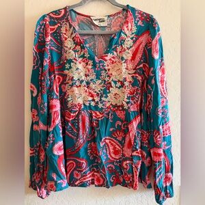 Savanna Jane, large, teal/pink paisley top with white embroidery